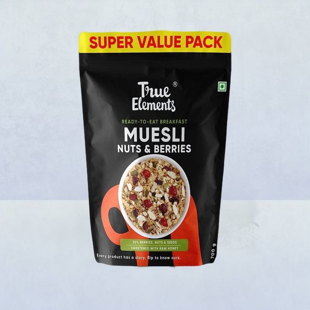 True Elements Crunchy Nut & Berry Muesli With Almonds & Cranberries - Crunchy Muesli Nuts Delight