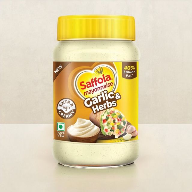 Saffola Garlic & Herbs Mayonnaise