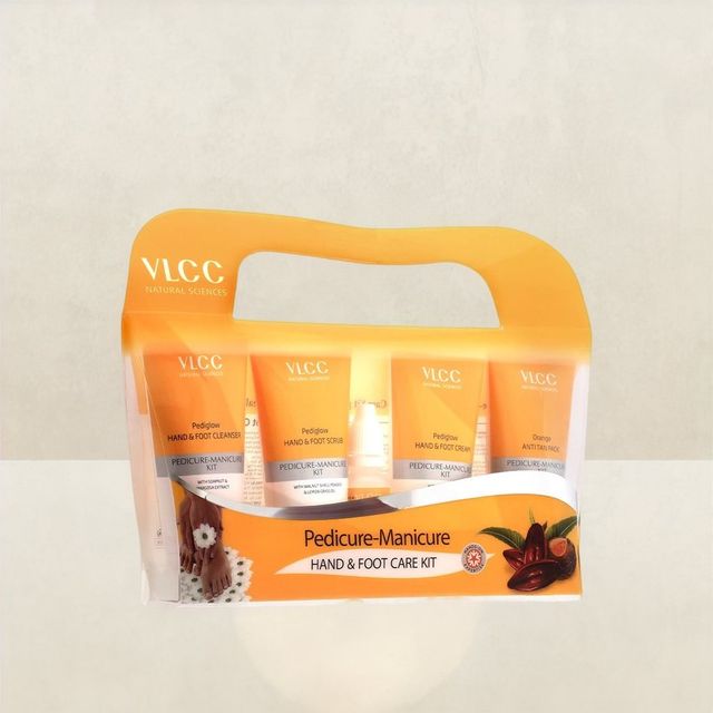 Vlcc Diamond Single Facial Kit(60gms) & Vlcc Pedicure-Manicure Hand & Foot Care Kit(1pc) Combo