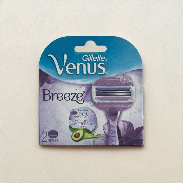 Gillette Venus Breeze Razor Blades