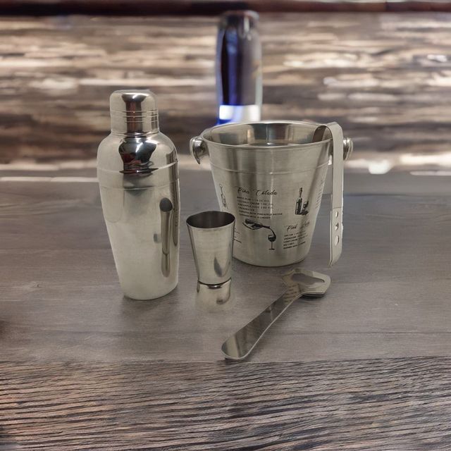 Roxx Gracia Bar Tool Set | Stainless Steel | Shaker, Jigger, Tong, Ice Bucket, Opener | Silver