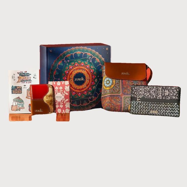 Zouk Mandala Getaway Tapestry Gift Box for Women - Buy at ₹1412