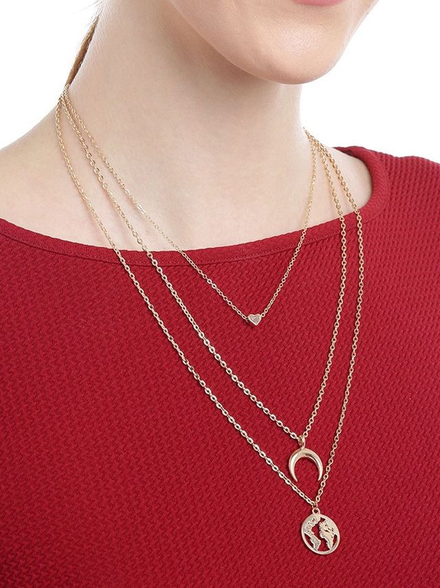 Fnp Mother S Day 5 Carnation Bouquet (1pc) & Youbella Jewellery Stylish Alloy Gold Plated Pendant Necklace For Women (Gold)(Ybnk_5788) (1pc) Combo
