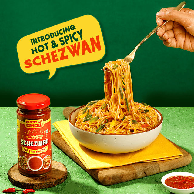Masterchow Schzewan Chutney(250gms) & Beyond Snack Kerala Banana Chips Original Style(75gms) Combo