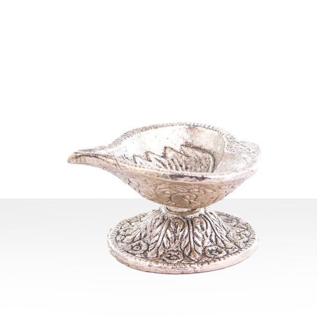 Devnidhii Diya Silver Plated Leaf Shape