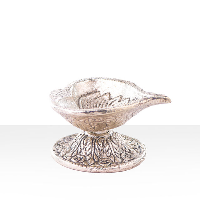 Devnidhii Diya Silver Plated Leaf Shape