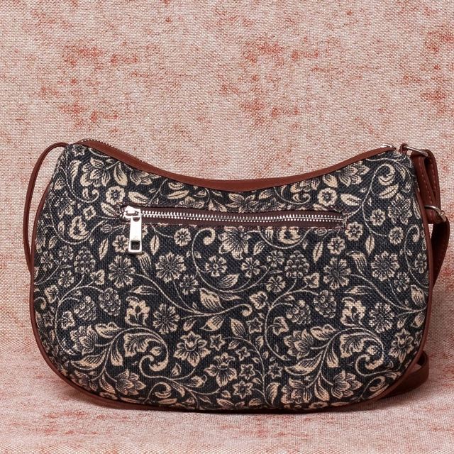 Zouk Women's Vegan Leather 5.7 L Shoulder Handle Shoulder Bag | Black - One Size