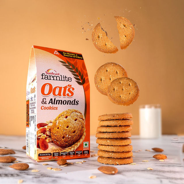 Sunfeast Farmlite Oats & Almonds Biscuits Packet 150 g Combo