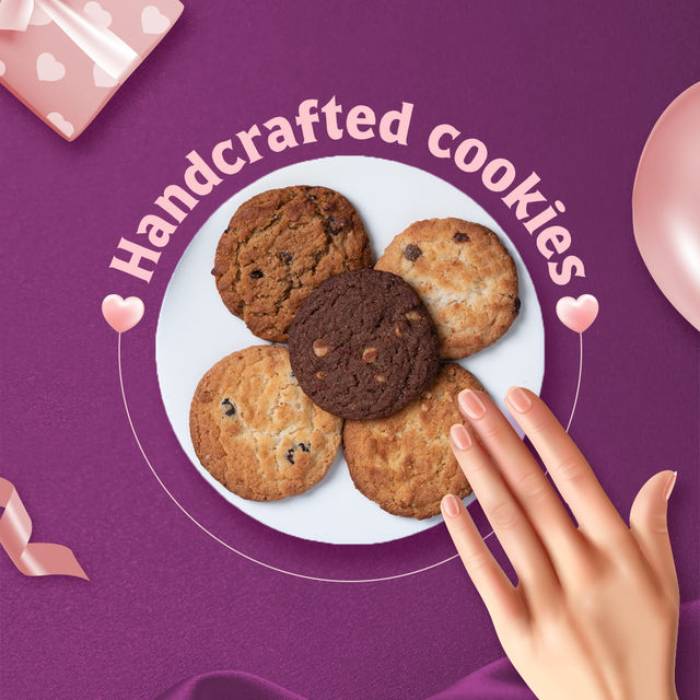 CookieMan Valentine's Day With Love Cookies Gift Tin 300 g Combo