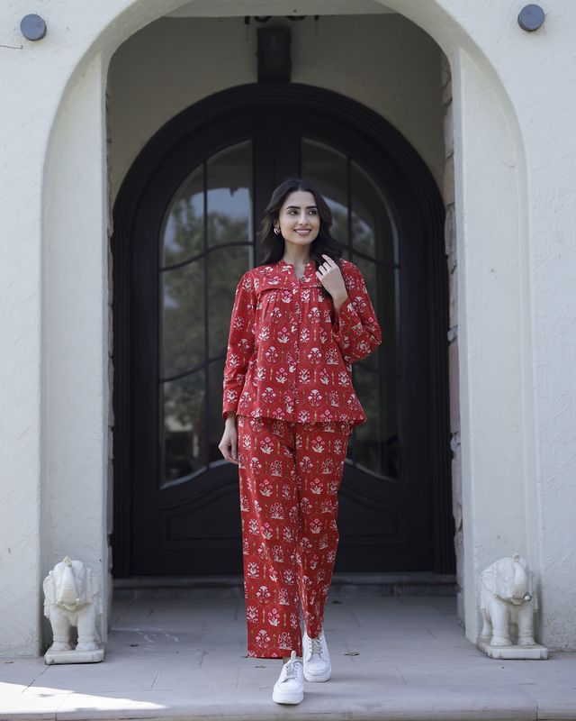 Sanskrutihomes Women's Floral Co-ord Set | Red - L