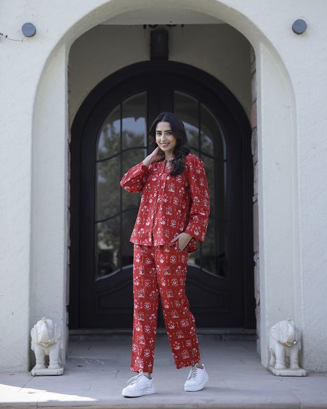 Sanskrutihomes Women's Floral Co-ord Set | Red - L