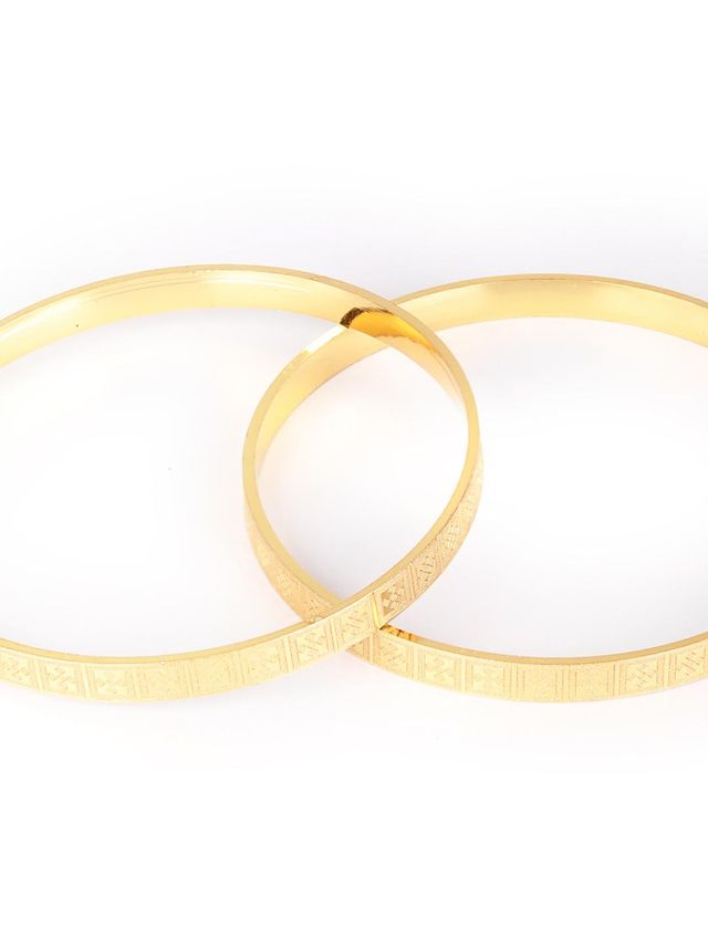 Priyaasi Set Of 2 Gold Plated Plain Elegant Bangles Set