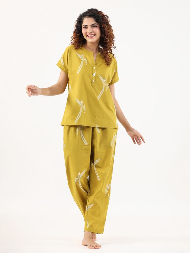 Sanskrutihomes Graphic Printed Pure Cotton Night Suit | Yellow - 3XL