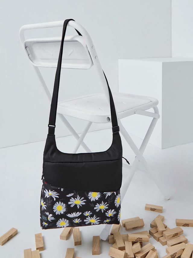 Wildcraft Unisex Poly Oxford and Poly Dobby 9 L Sling Bag | Black - Free Size