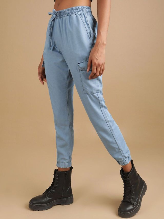 Freehand Women's Denim Cargo Jogger | Blue - 28