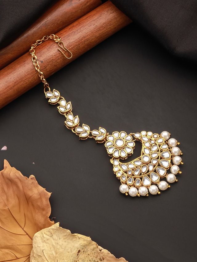 Aatmana Women Gold-Plated Kundan Studded Maang Tikka Head Jewellery