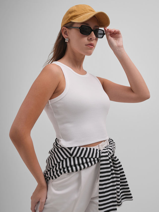 efu EATHER SLEEVELESS TOP ホワイトF Buy Tokyo Talkies Women Round Neck Sleeveless Top | WHITE | XL