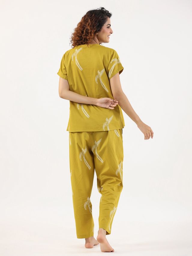 Sanskrutihomes Graphic Printed Pure Cotton Night Suit | Yellow - 3XL