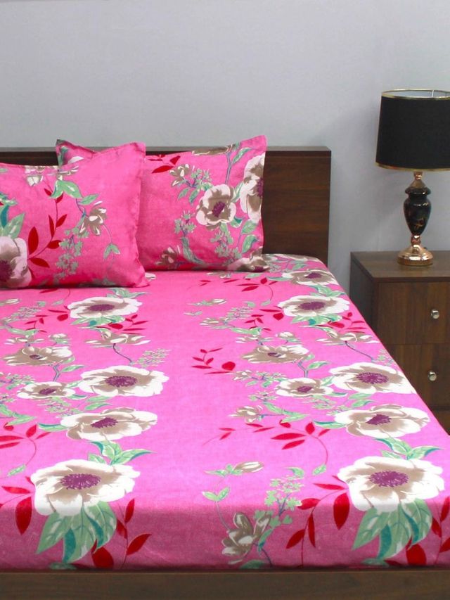 Bombay Dyeing Vista 144 Tc Queen Size Bedsheet With 2 Pillow Covers - Assorted Color and Design