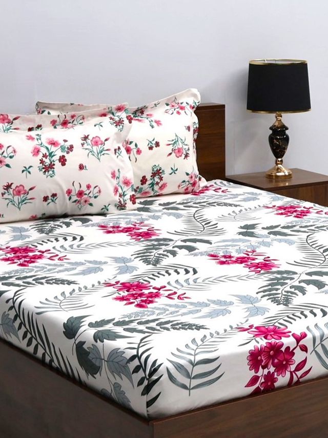 Bombay Dyeing Mimosa 164 Tc Double Size Bedsheet With 2 Pillow Covers - Red