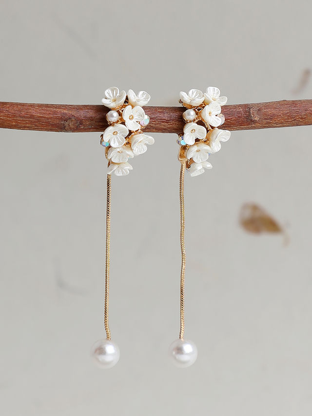 Sohi White Gold-Plated Contemporary Drop Earrings