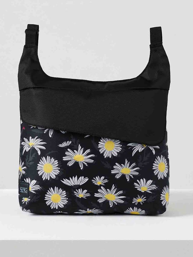 Wildcraft Unisex Poly Oxford and Poly Dobby 9 L Sling Bag | Black - Free Size