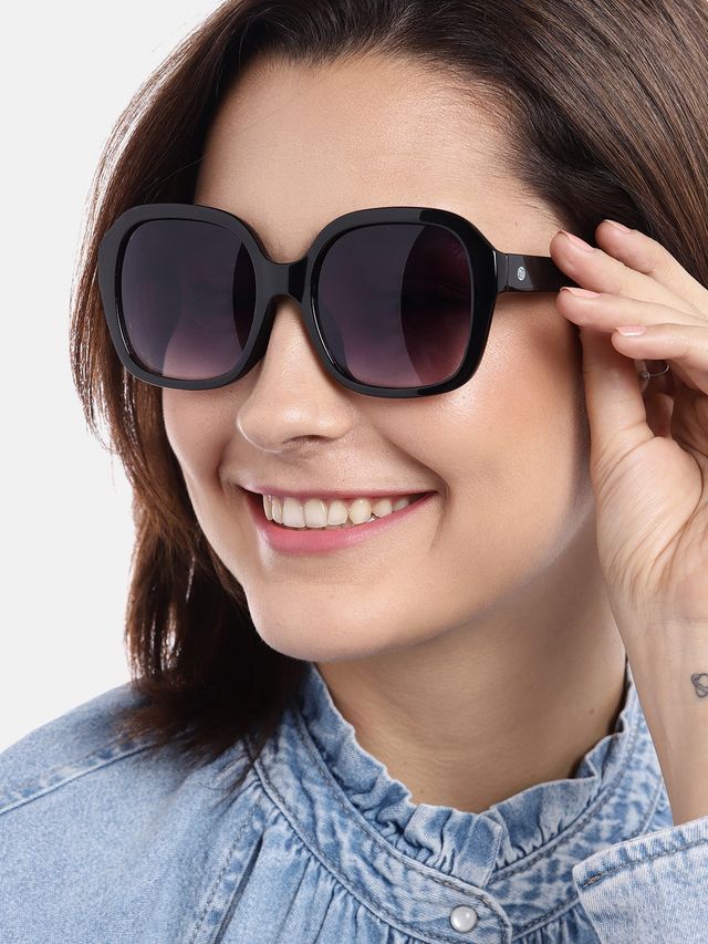 Carlton London Women Oversized Sunglasses with UV Protected Lens - CLSW179