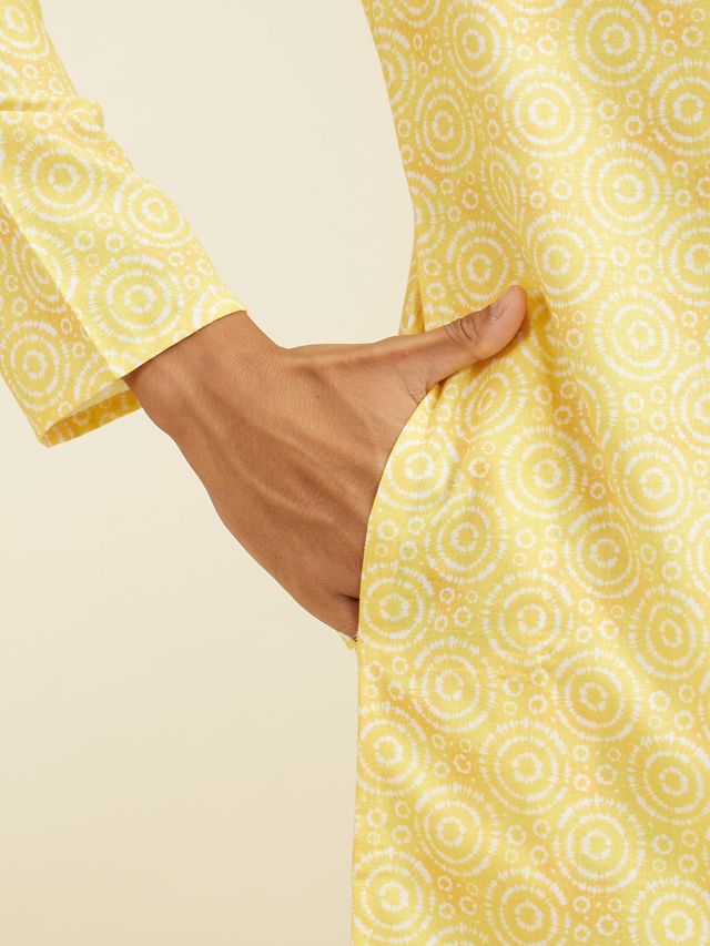 Diwas By Manyavar Yellow Blended Cotton Printed Kurta Set | XXL