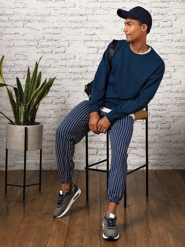 Nobero Men's Oversized Solid Sweatshirt | Navy Blue - S