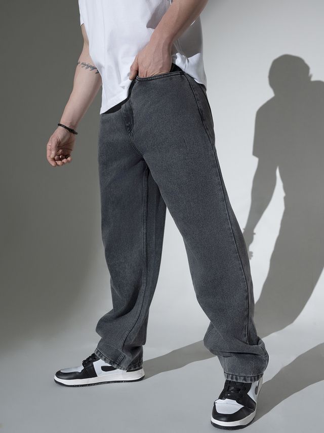 Hubberholme Men's Relaxed Fit Clean Look Light Fade Jeans | Charcoal - 30