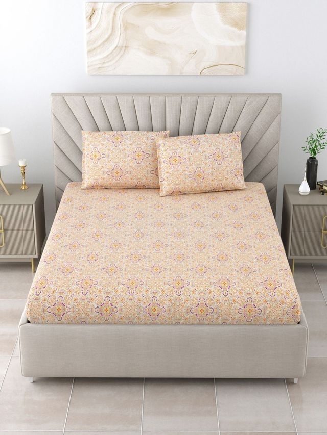 Bombay Dyeing Epigram 120 TC 100% Cotton Yellow Super King Size Bedsheet with 2 Pillow Covers