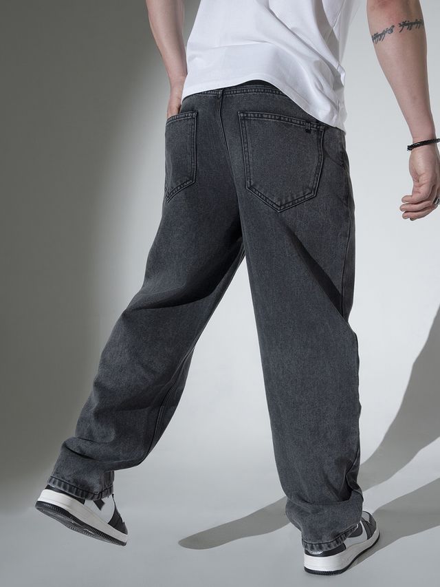 Hubberholme Men's Relaxed Fit Clean Look Light Fade Jeans | Charcoal - 30