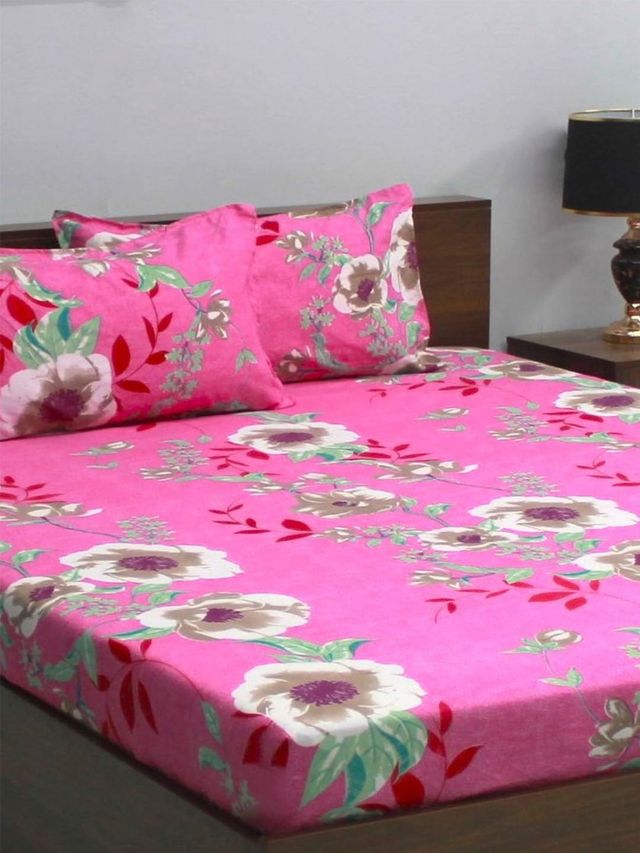 Bombay Dyeing Vista 144 Tc Queen Size Bedsheet With 2 Pillow Covers - Assorted Color and Design