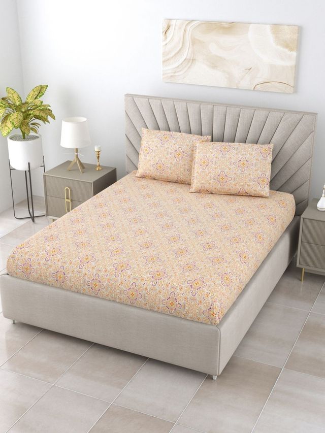 Bombay Dyeing Epigram 120 TC 100% Cotton Yellow Super King Size Bedsheet with 2 Pillow Covers
