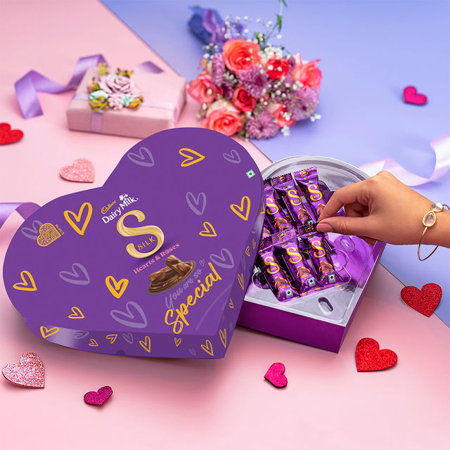 Cadbury Dairy Milk Silk Heart Shaped Valentines Chocolate Gift Box(135gms) & Webby Plush Teddy Bear With Heart | 25 Cm | Off White(1pc) Combo