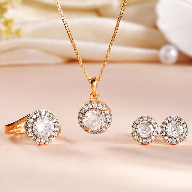 Voylla Sparkling Essentials Round Cut Cluster Setting White CZ Box Set