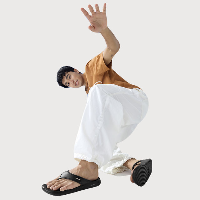 Lotto Men's Flip-Flops Momentum - Buy at ₹727 Online | Instant