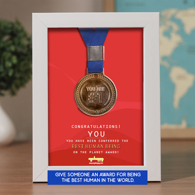 Oye Happy Best Human | Medal Frame for Mother's Day