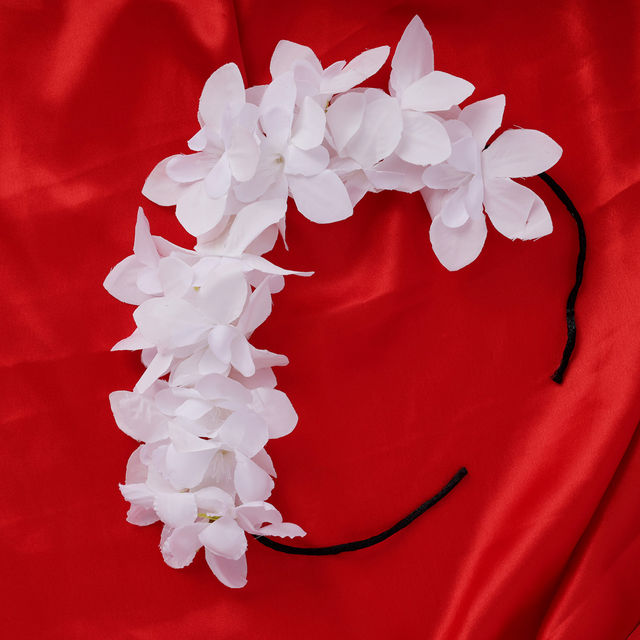 Oye Happy Pure White Gajra | Artificial