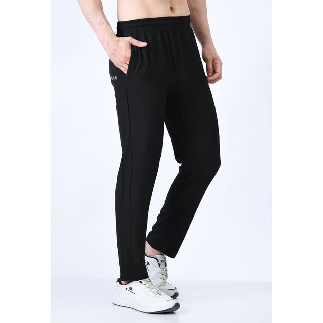 PlayR Men's Running Strike 95% Polyester 5% Spandex | Black - M