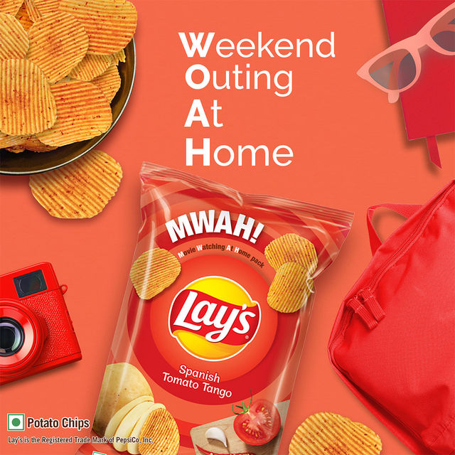 Lay's Spanish Tomato Tango Potato Chips 82 g Combo