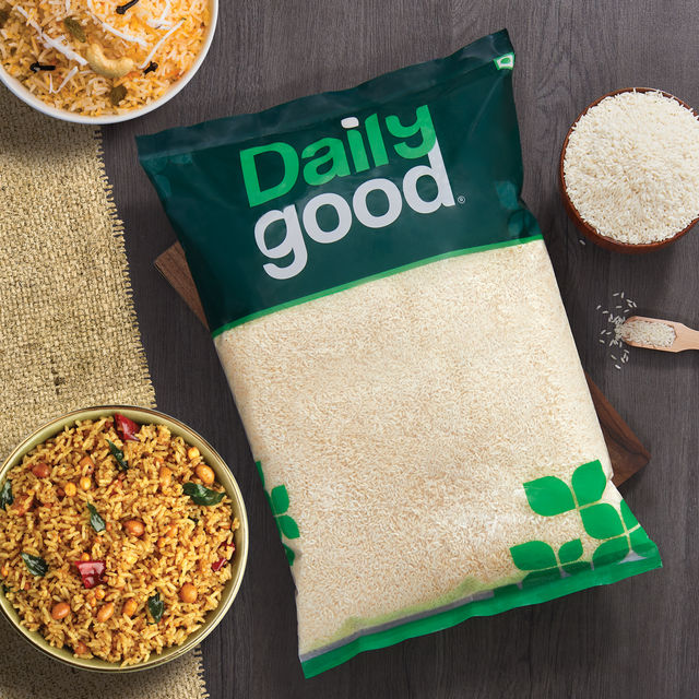 Daily Good Sona Masoori Steam Rice(5kg), Daily Good Unpolished Toor / Tur / Arhar Dal(500gms) & Daily Good Desi Ghee(450ml) & Chakki Atta(5kg) Combo