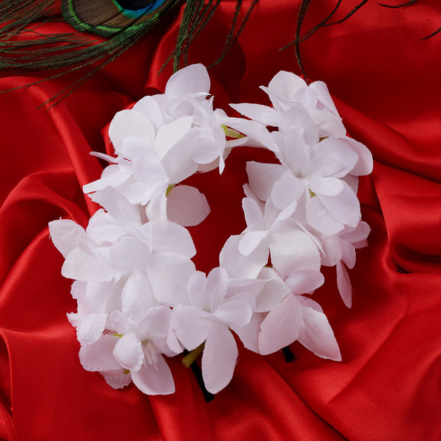 Oye Happy Pure White Gajra | Artificial