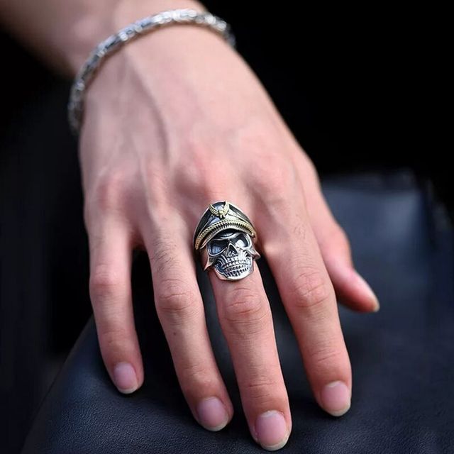 Fashion Frill Men's Pirate Captain Skull Rings Silver Adjutable
