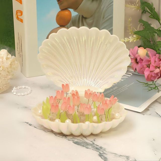 Desidiya Diy Tulip Shell Table Lamp  Elegant Decorative Lighting
