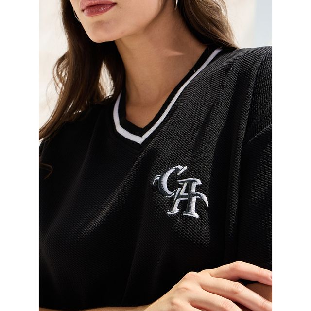 Styli Women's Oversized T-shirt with Contrast Neck Rib and Embroidered Detail | Black - XXL