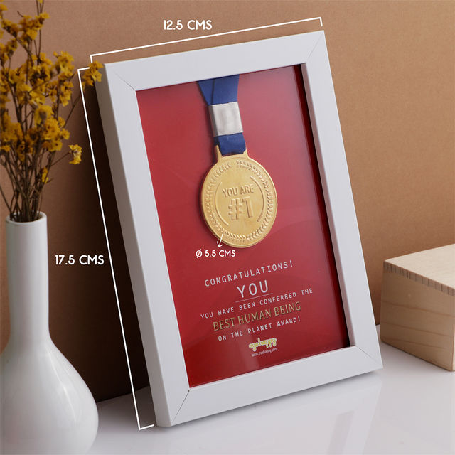 Oye Happy Best Human | Medal Frame for Mother's Day