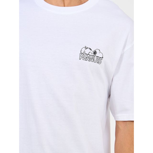 Styli Men's Oversized Tee with Snoopy Chest Graphic in Compact