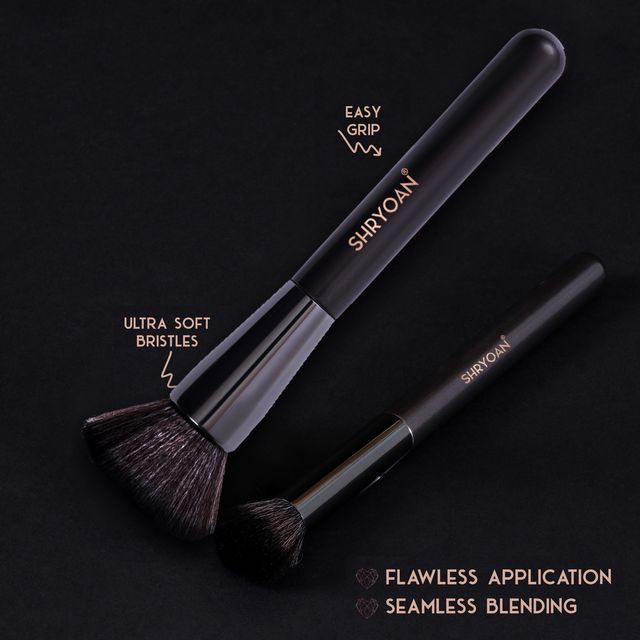Shryoan Foundation Brush
