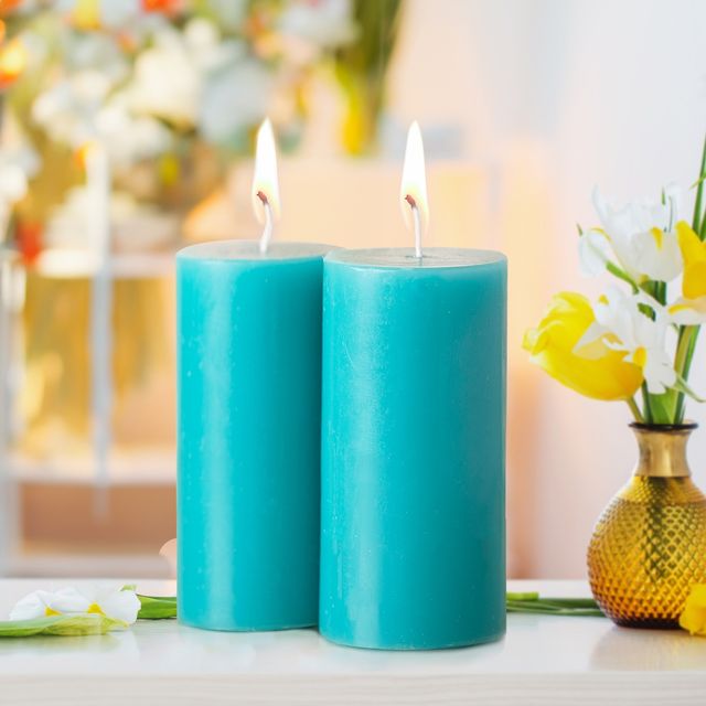 Iris Set of 2 Fragranced Pillar Candle | Cool Blue